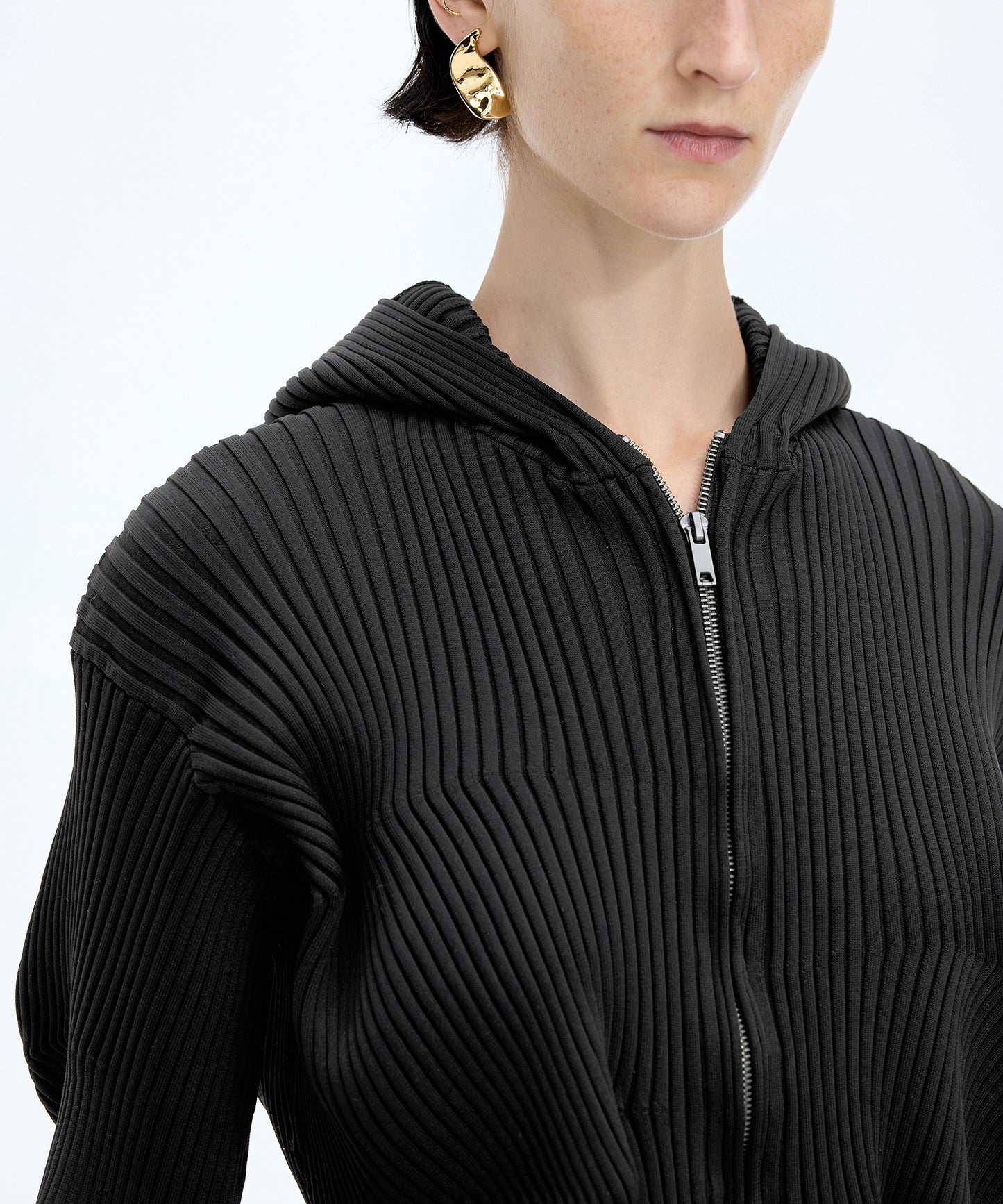 Signature Sculpted Zip-up Cardigan