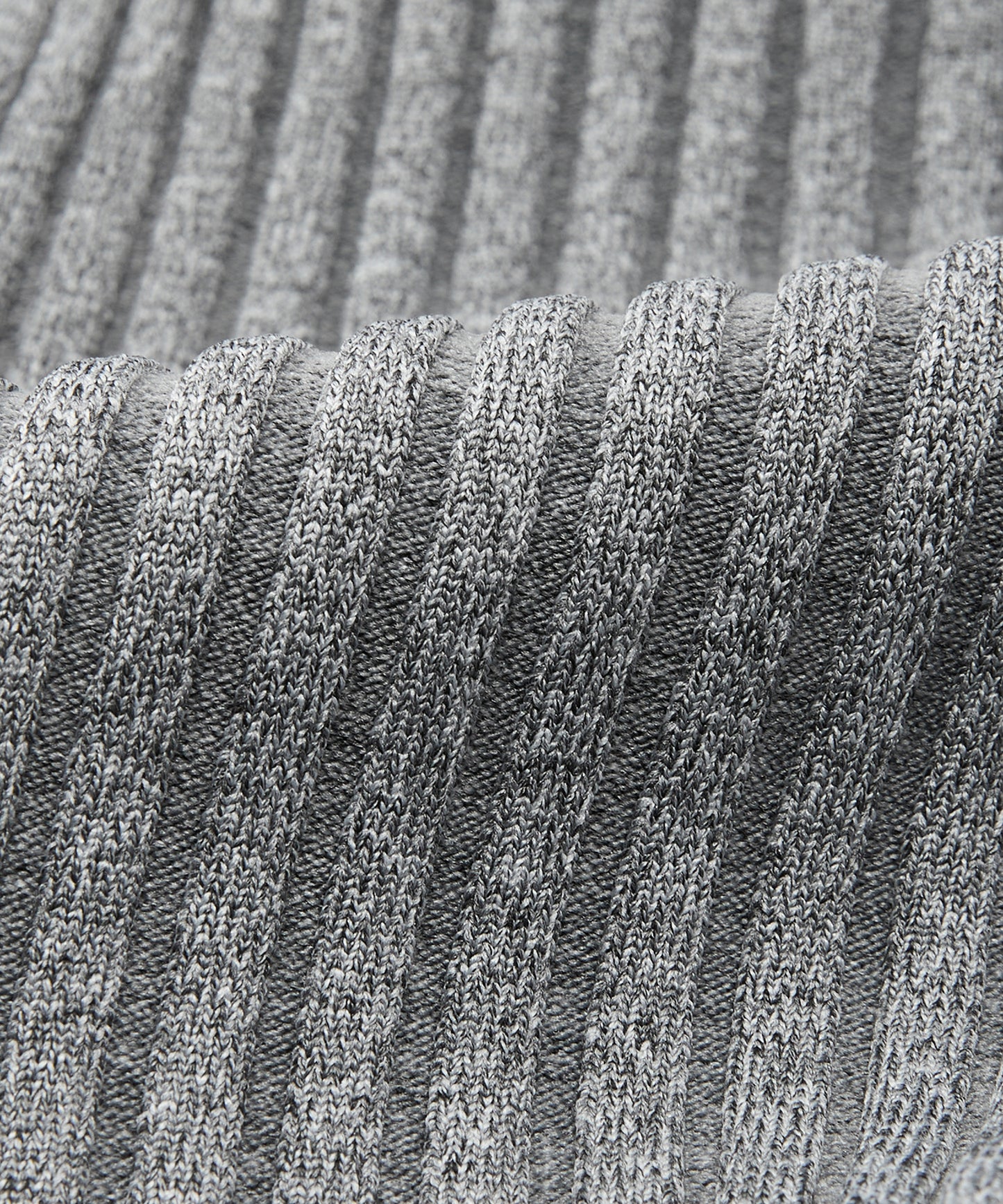 Signature Sculpted Zip-up Cardigan