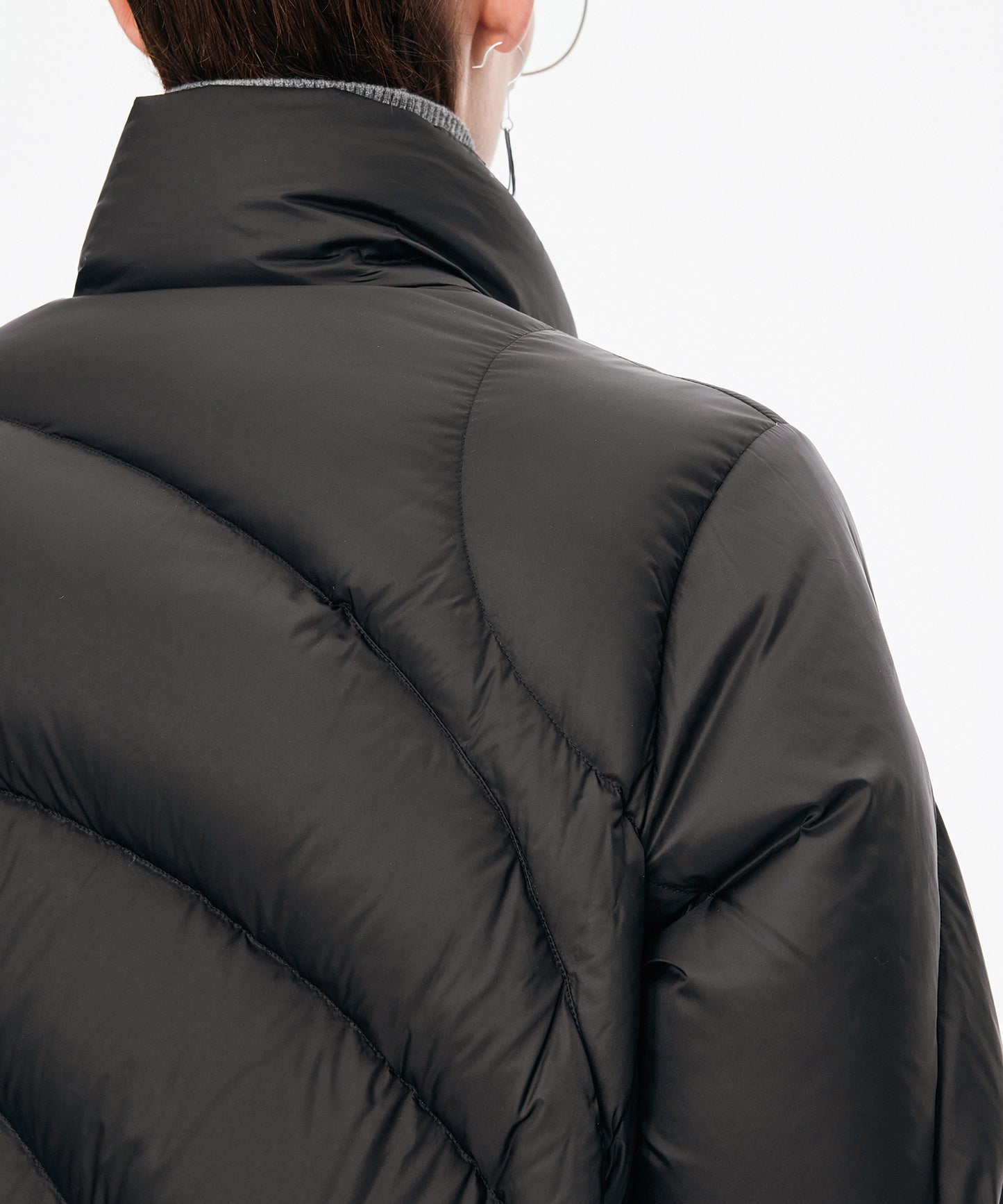 Curved Quilted Down Jacket