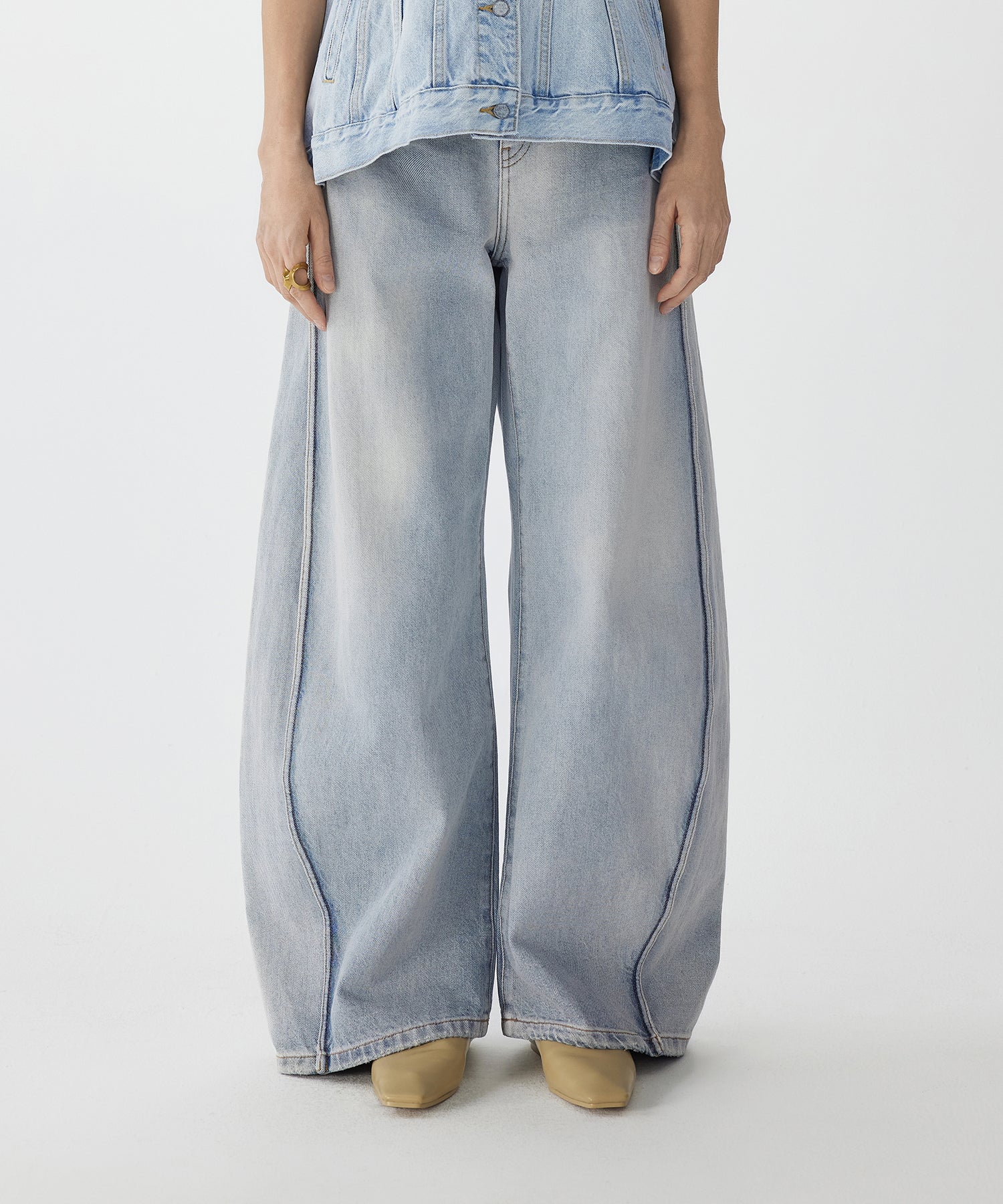 Sophisticated Curved-leg Jeans