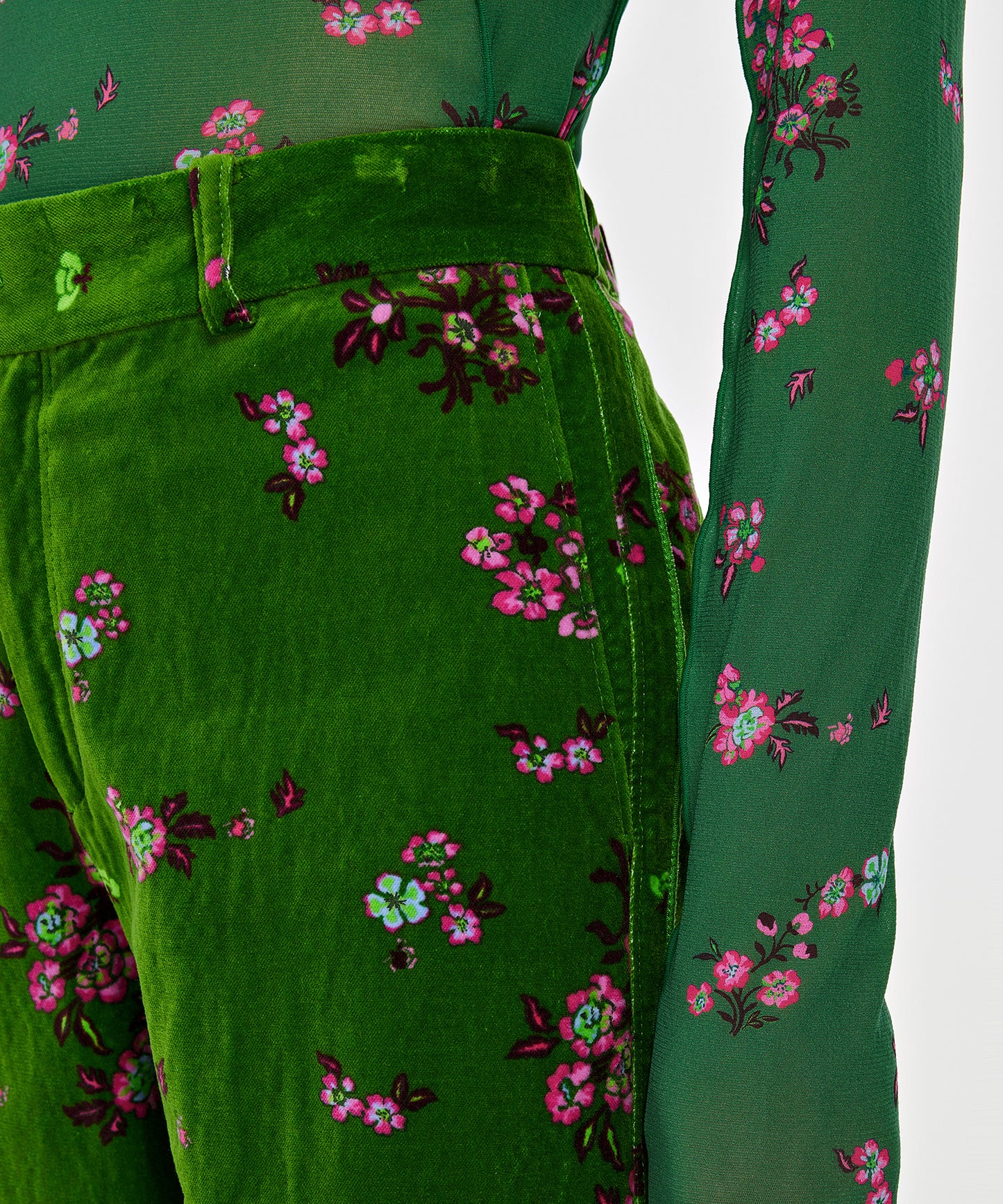 Scattered Oriental Floral-pattern Velveteen Trousers
