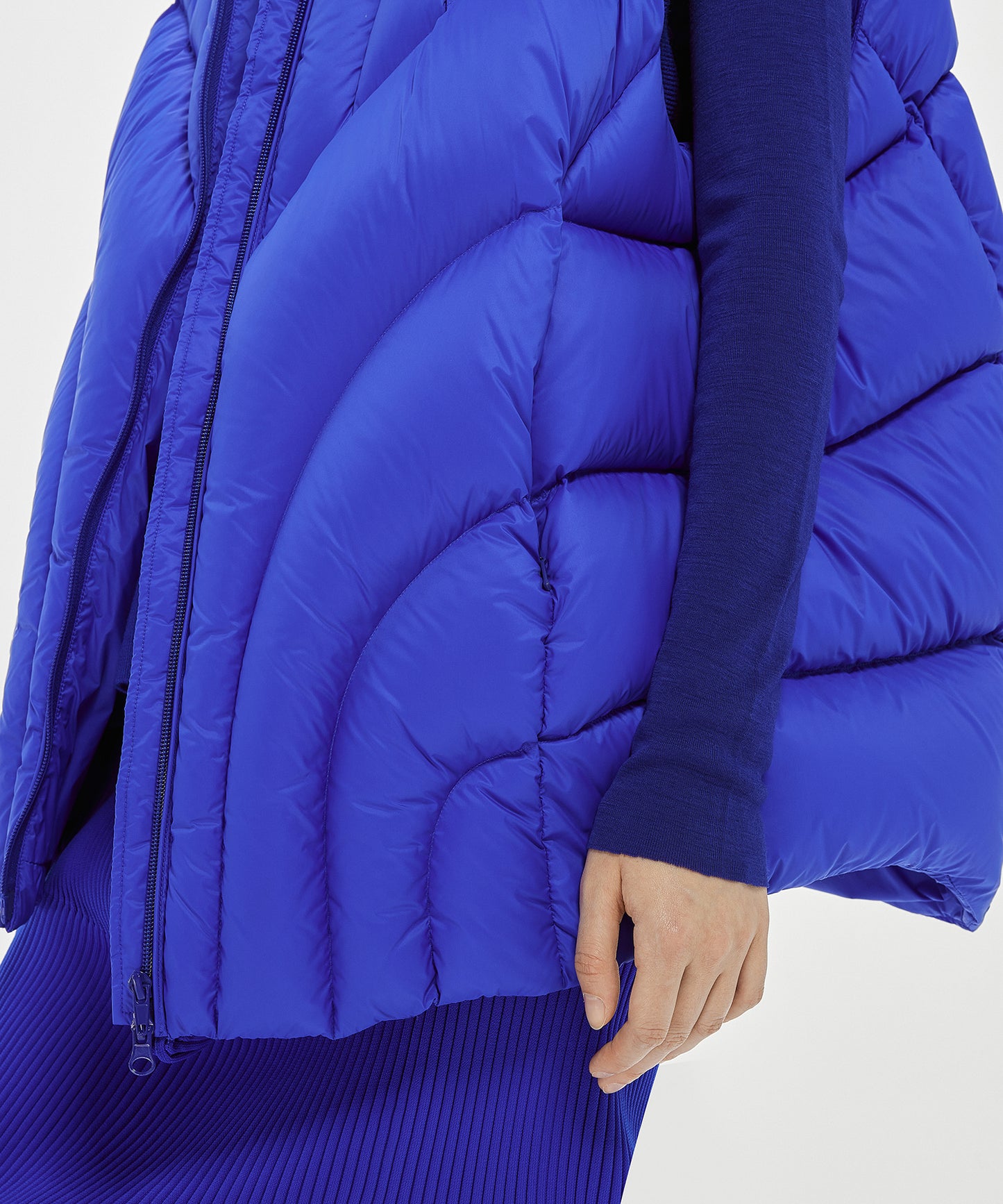Oversized Curve Quilted Shell Down Vest