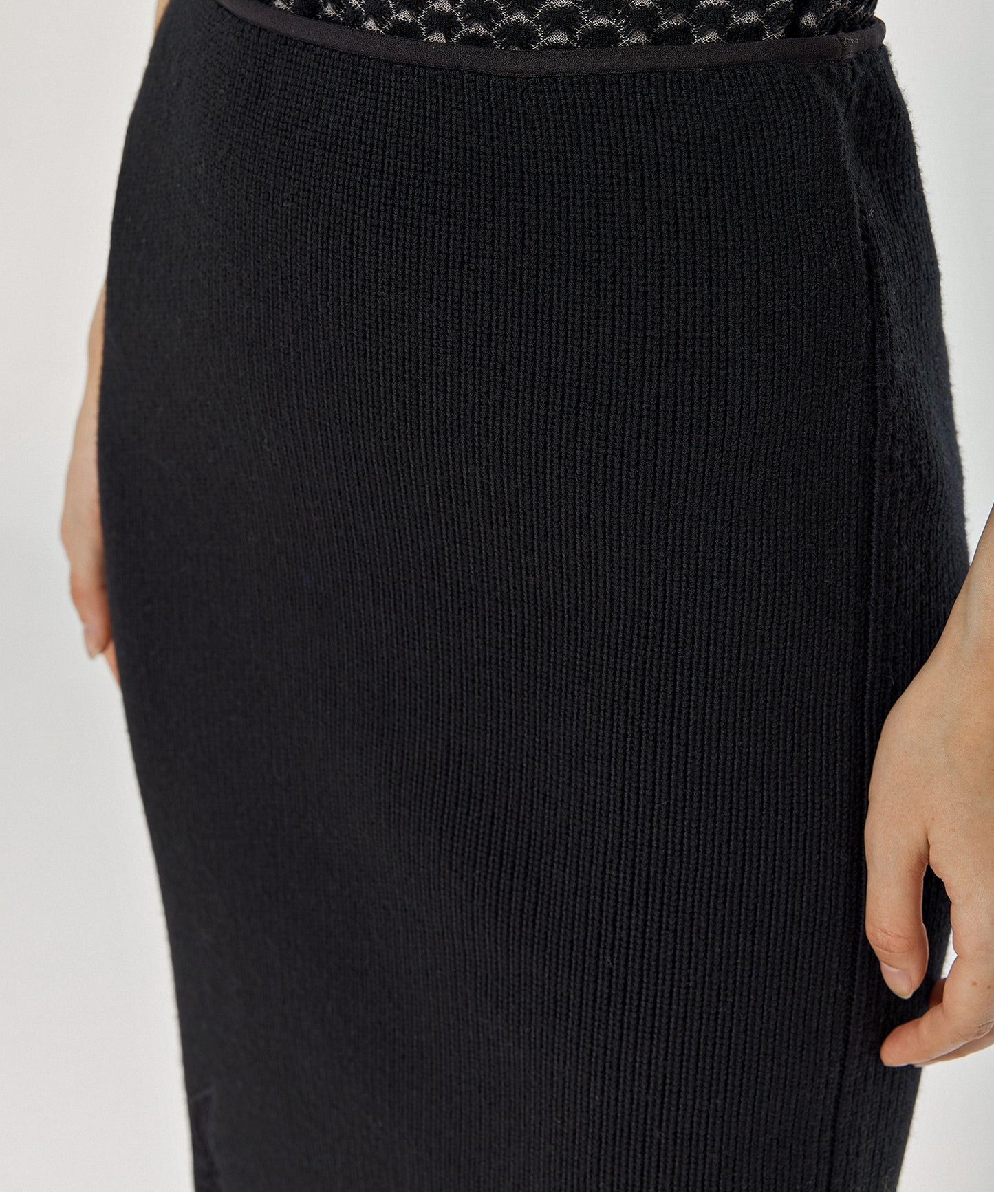 Feminine Lace-stitched Ribbed-knit Wool-blend Skirt