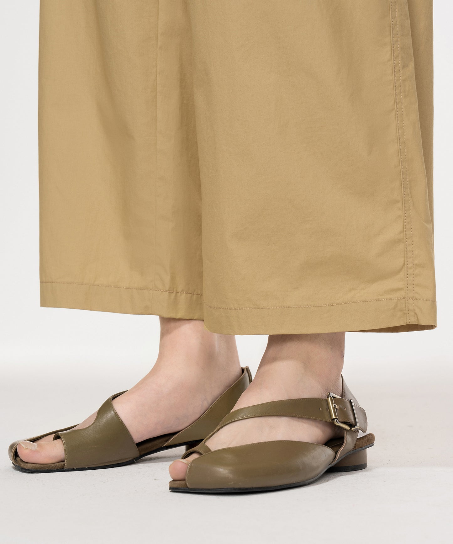 Elasticated-waist Cropped Straight-leg Cotton-poplin Trousers