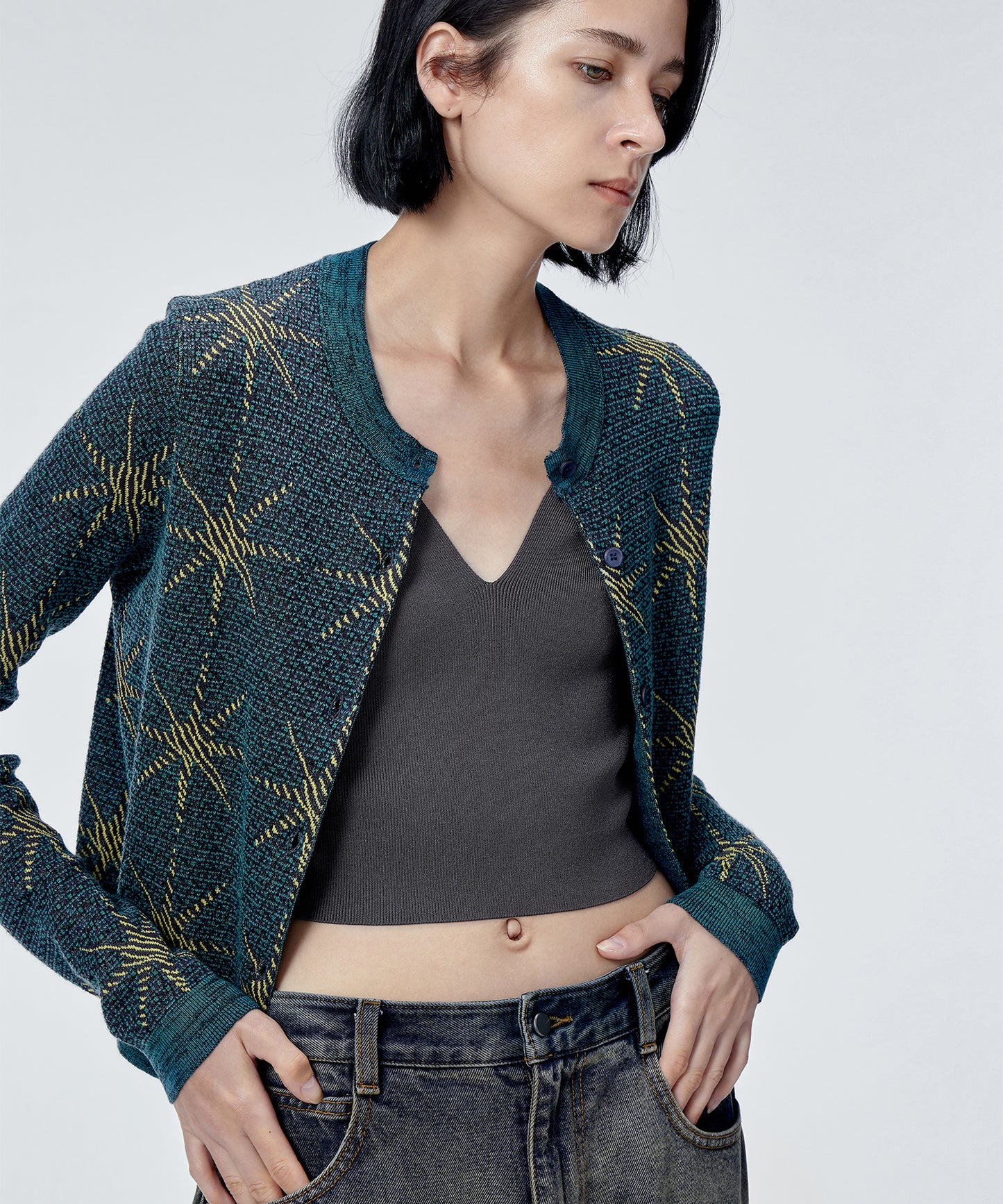 Vintage Feel Fitted Jacquard Cardigan