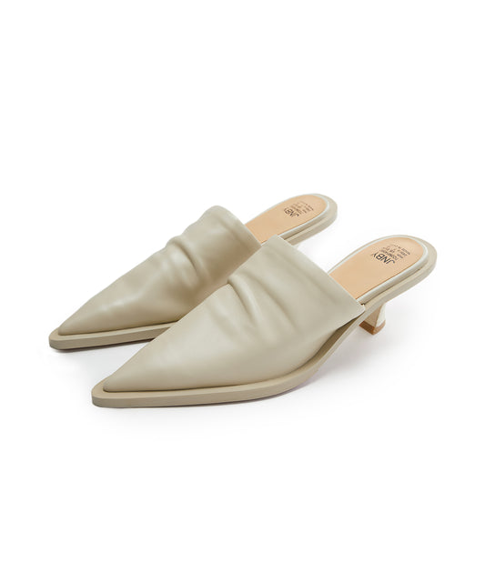 Sophisticated Pointed-toe Leather Mules