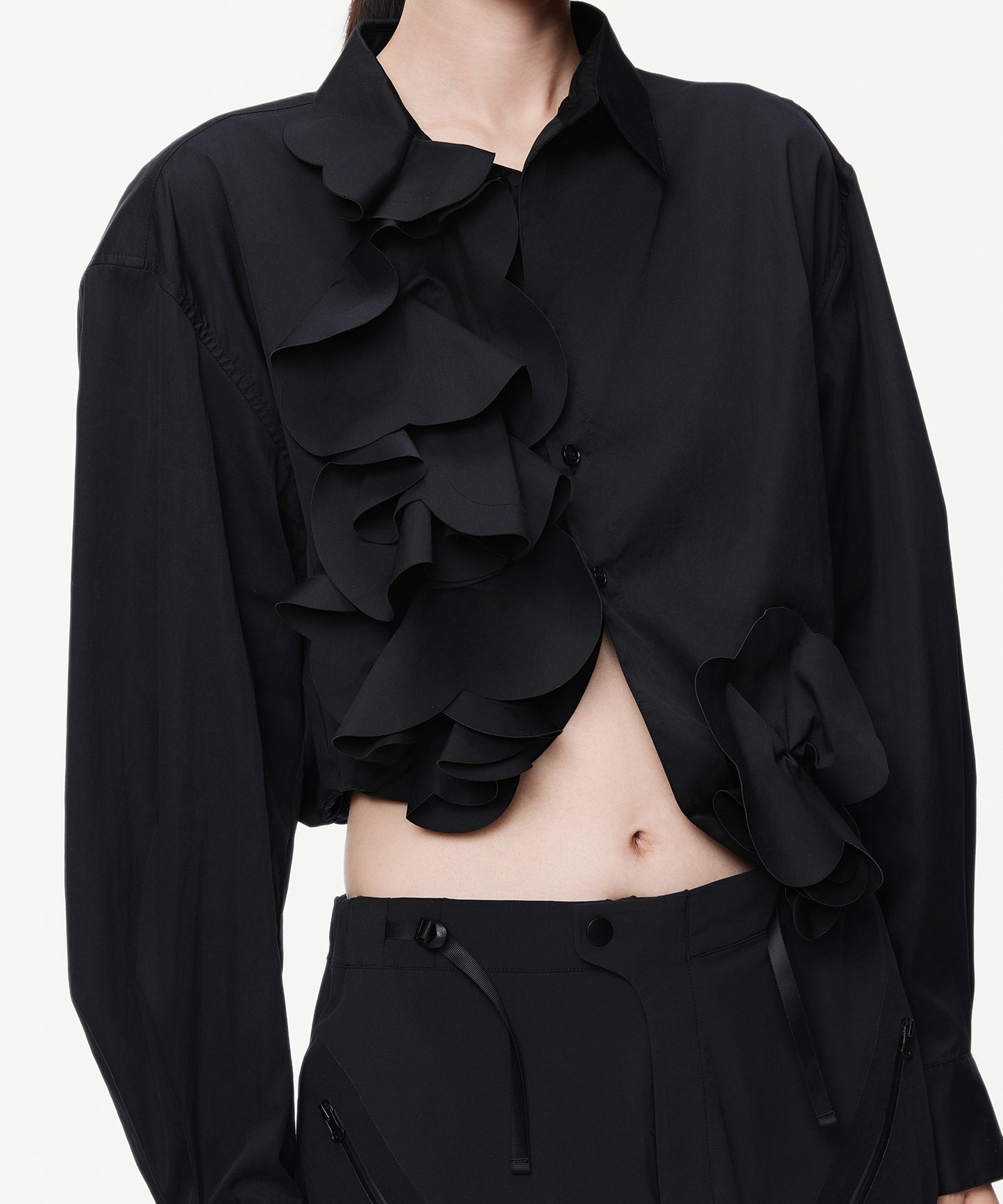 Floral-motif 3D Cropped Shirt