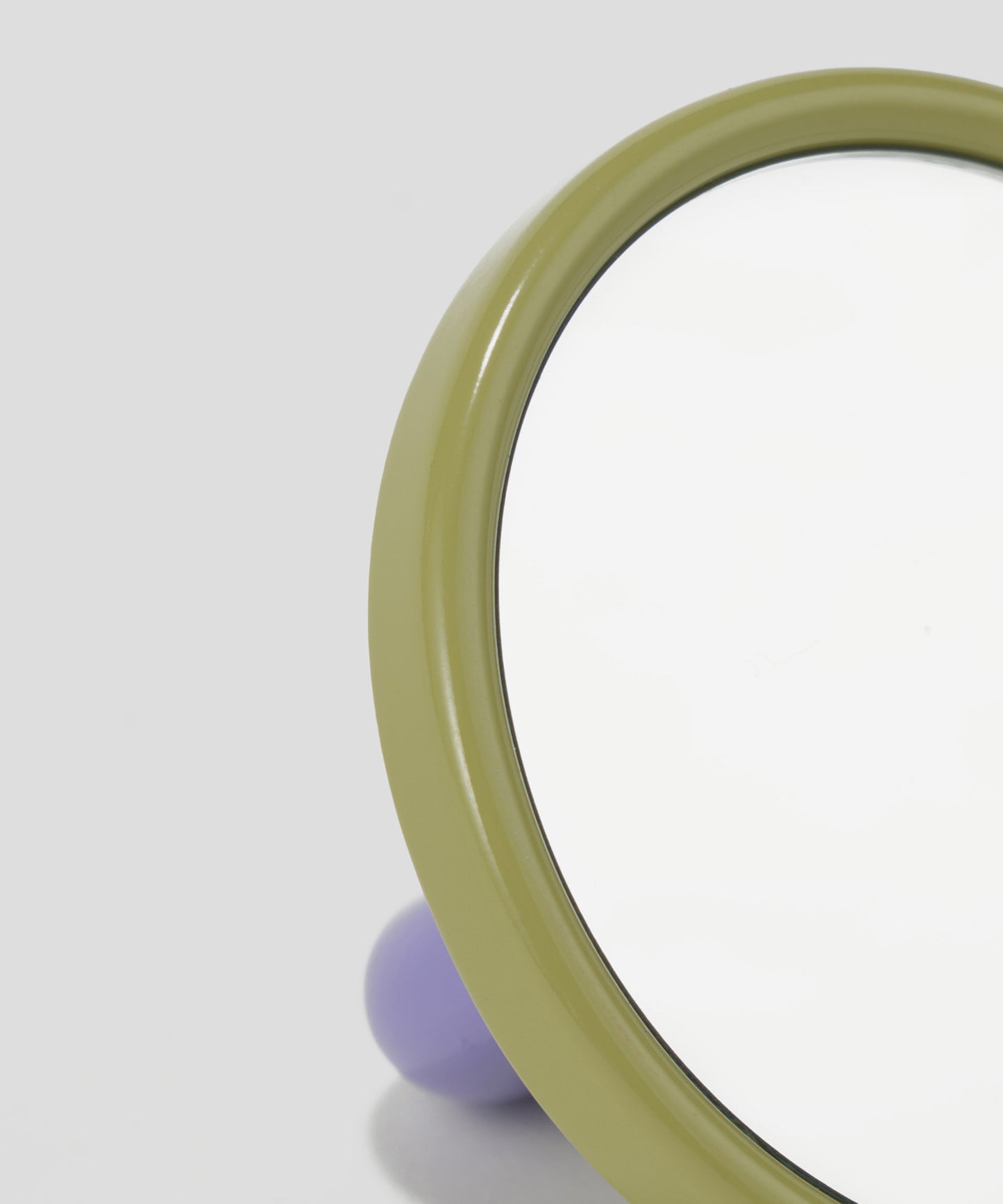 HOME Compact Round Mirror with Stand