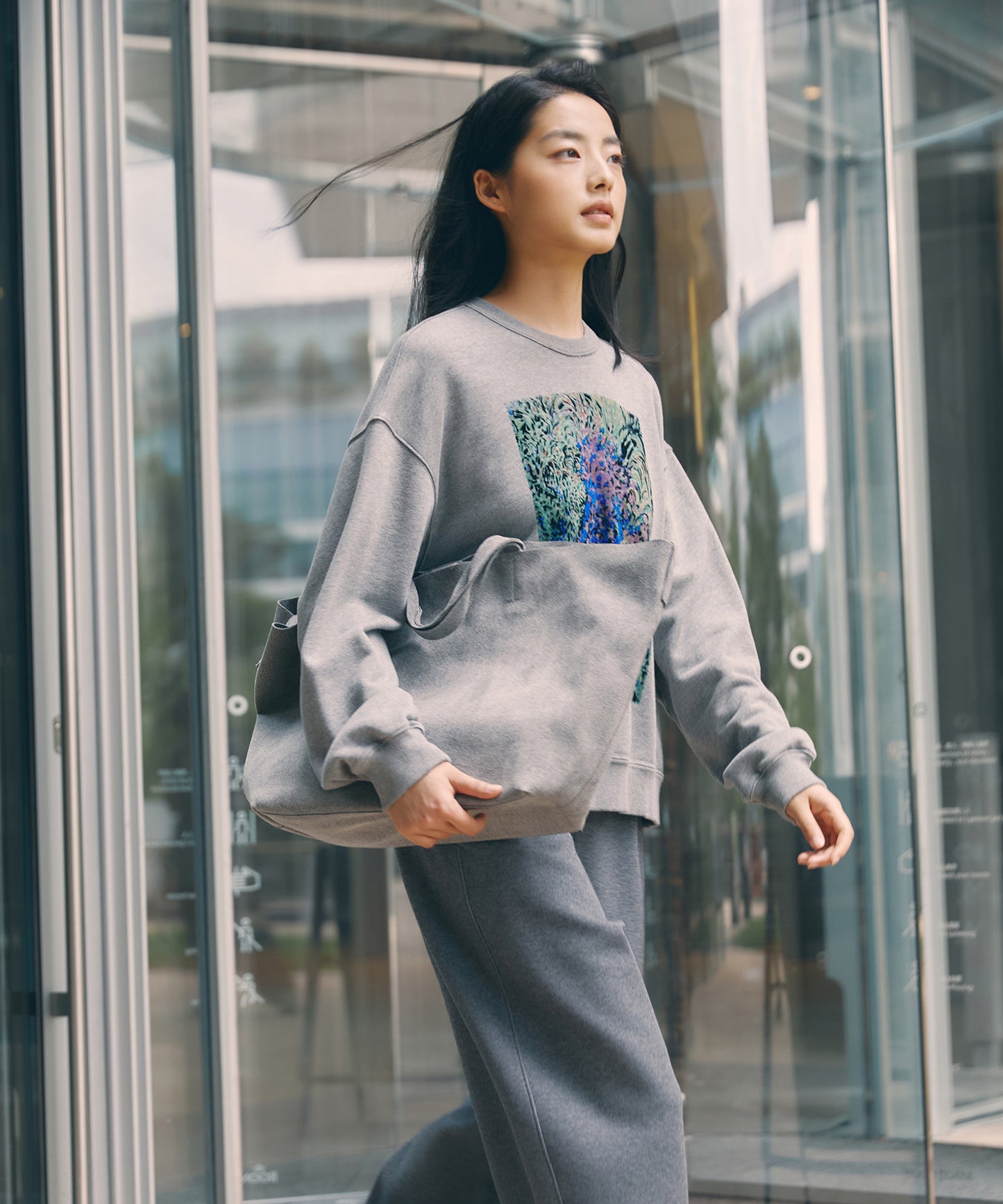 Kew Meadow Flock Sweatshirt