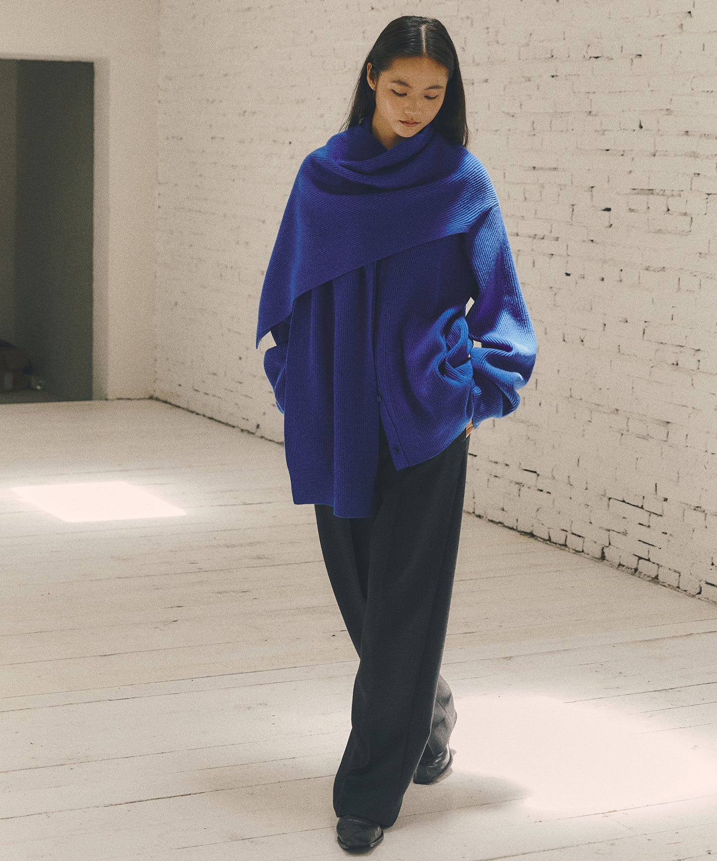 Scarf Design Knit Cardigan